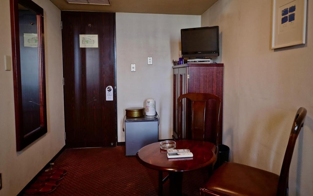 Hotel Yama Nagano Buitenkant foto