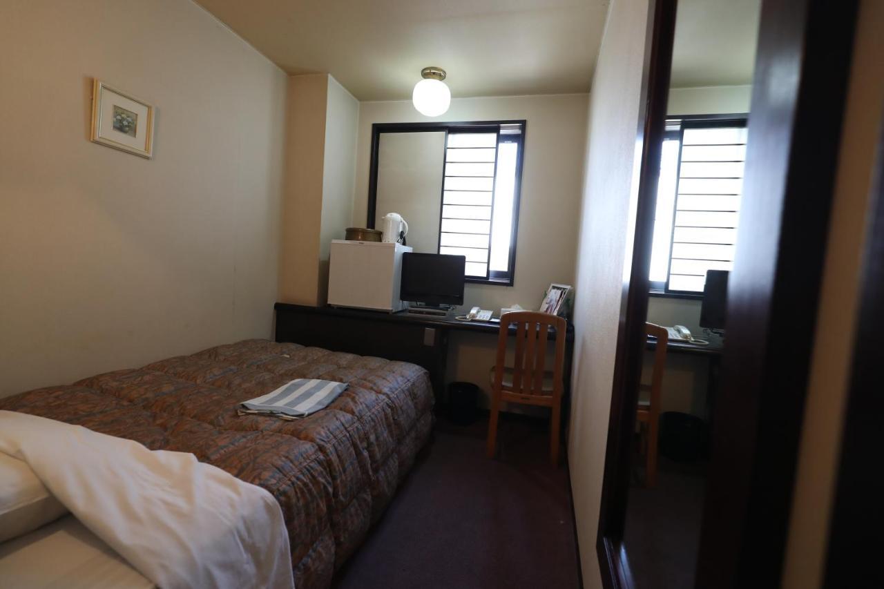 Hotel Yama Nagano Buitenkant foto