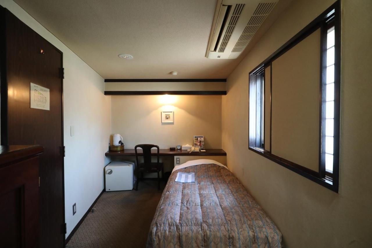 Hotel Yama Nagano Buitenkant foto